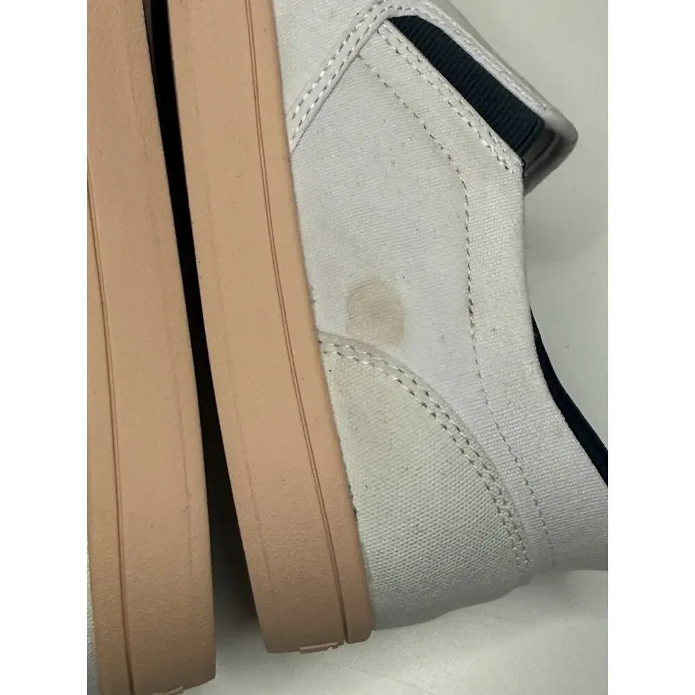 Kizik Venice Sneaker Unisex Womens 8.5 Mens 7 White Canvas Slip On Casual Loafer
